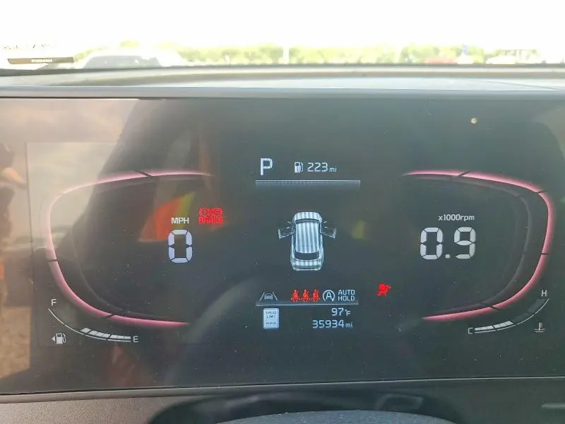 2023 KIA SPORTAGE X LINE  