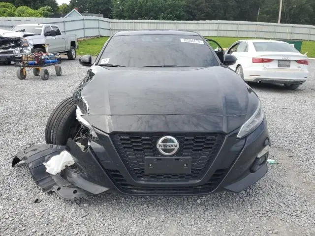 2022 NISSAN ALTIMA SR  