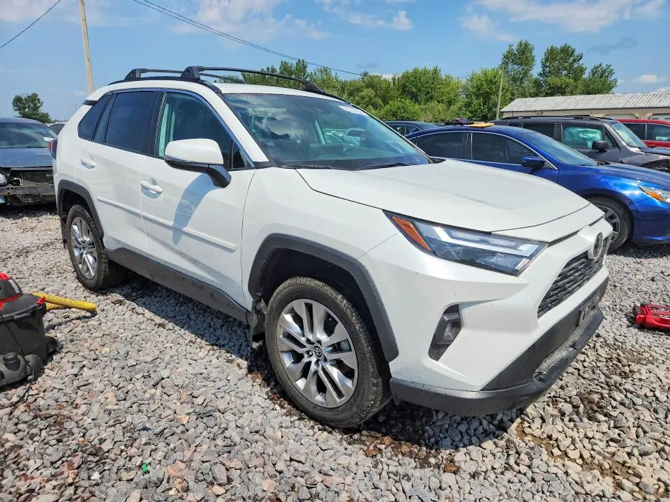 2023 TOYOTA RAV4 XLE PREMIUM  