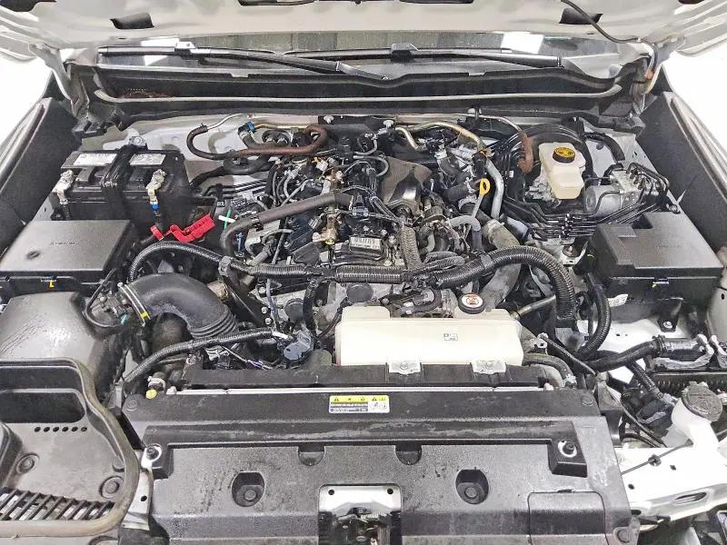 2024 TOYOTA TACOMA SR  