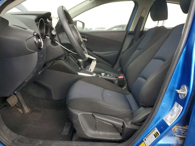 2019 TOYOTA YARIS LE  