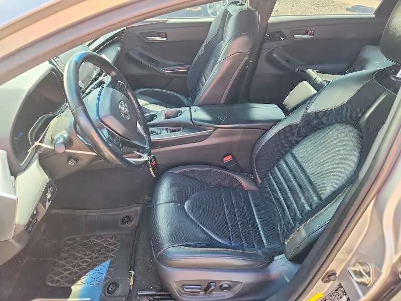 2019 TOYOTA AVALON TOURING  