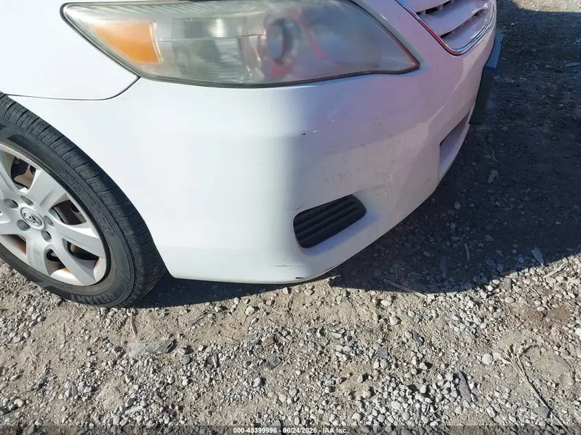 2010 TOYOTA CAMRY LE