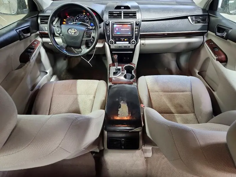2012 TOYOTA CAMRY XLE  