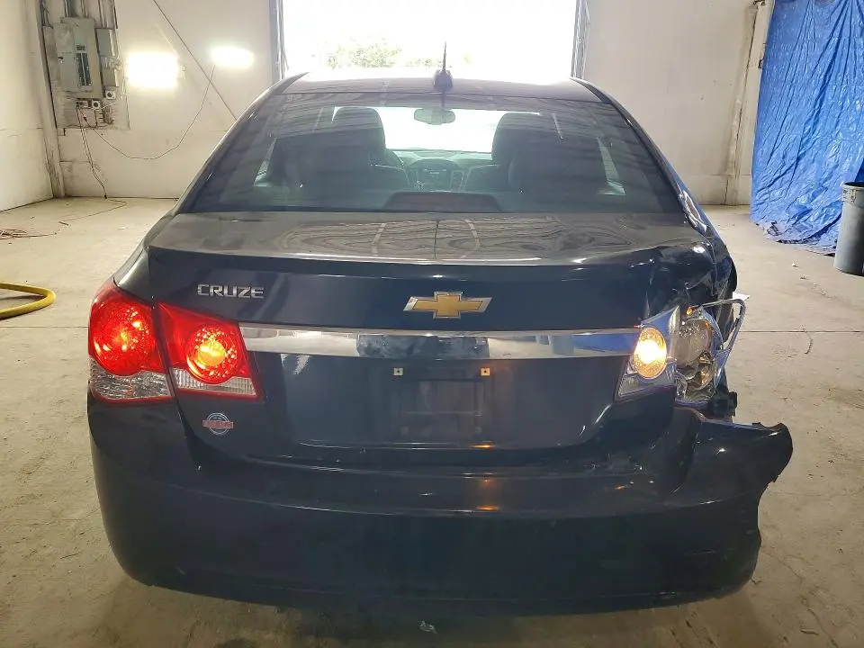 2015 CHEVROLET CRUZE LS  