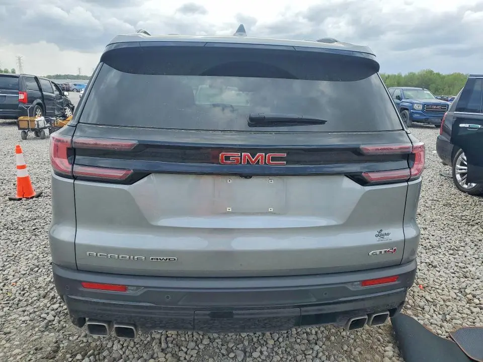 2025 GMC ACADIA AT4  