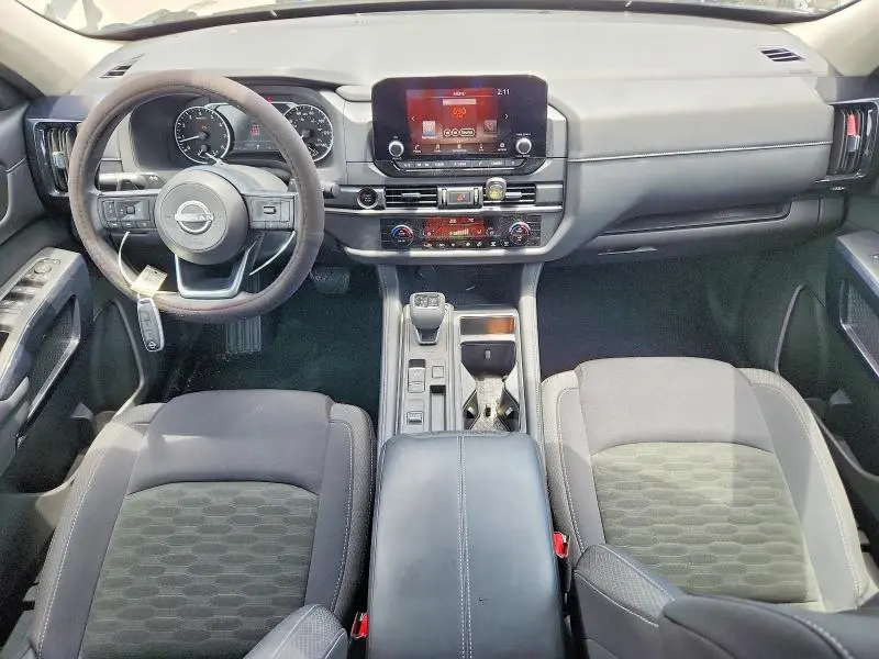 2025 NISSAN PATHFINDER S  