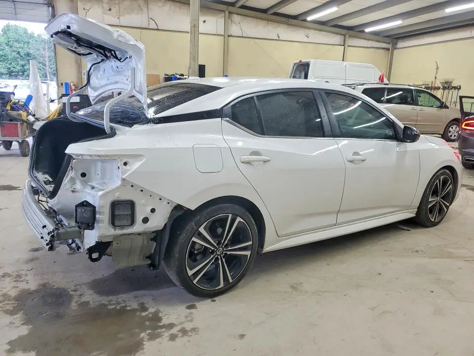2023 NISSAN SENTRA SR  