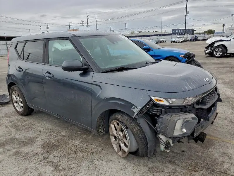 2020 KIA SOUL LX  