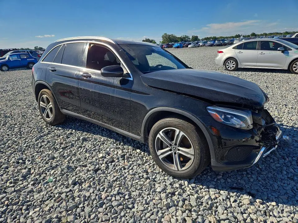 2018 MERCEDES-BENZ GLC 300  