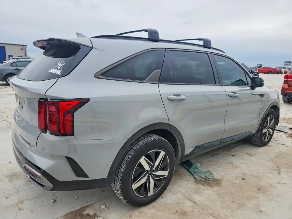 2023 KIA SORENTO EX  
