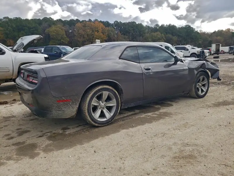 2015 DODGE CHALLENGER SXT  