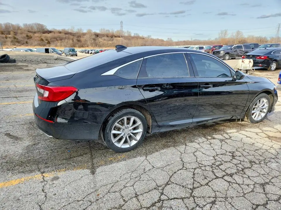 2022 HONDA ACCORD LX  