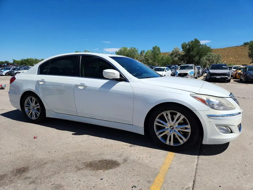 2012 HYUNDAI GENESIS 3.8L  
