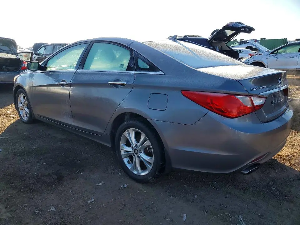2011 HYUNDAI SONATA SE  