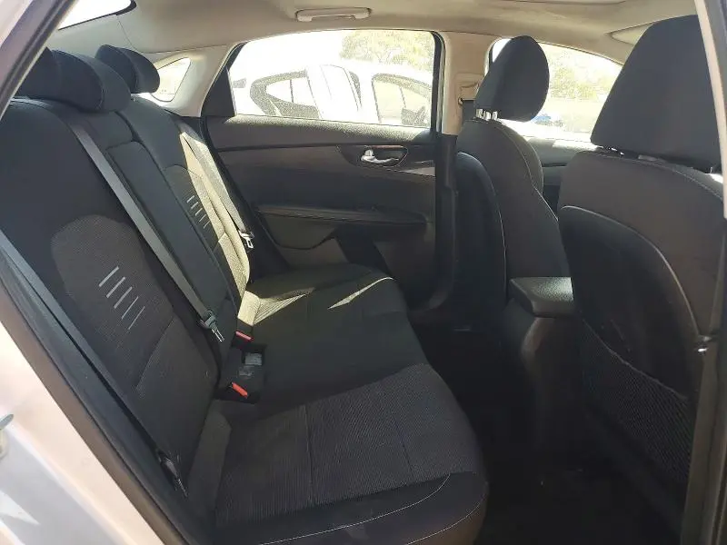 2019 KIA FORTE S  