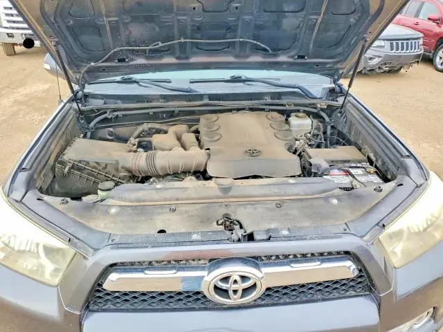 2010 TOYOTA 4RUNNER SR5  