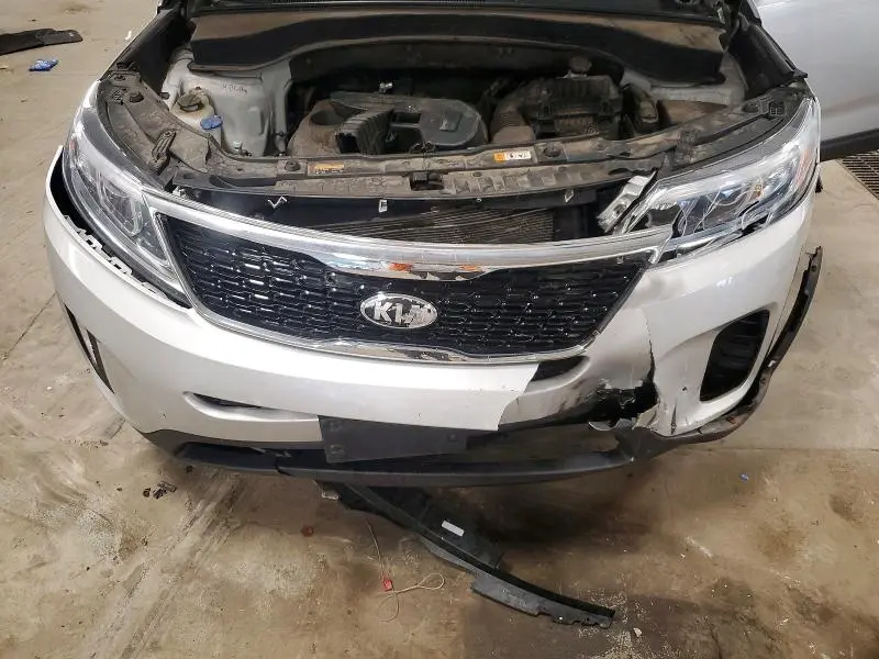 2014 KIA SORENTO LX  
