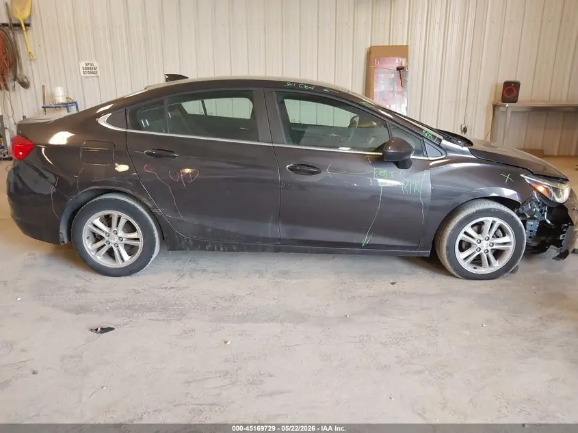 2017 CHEVROLET CRUZE LT AUTO