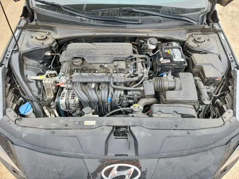 2023 HYUNDAI ELANTRA SE  