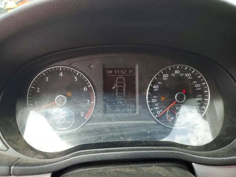 2013 VOLKSWAGEN PASSAT SE  