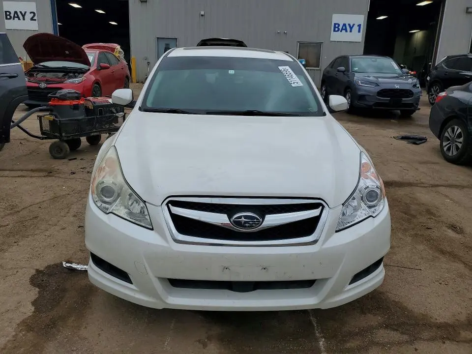 2011 SUBARU LEGACY 2.5I LIMITED  