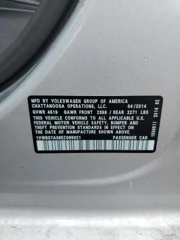 2014 VOLKSWAGEN PASSAT SE  