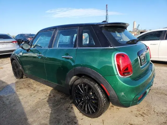 2020 MINI COOPER S  