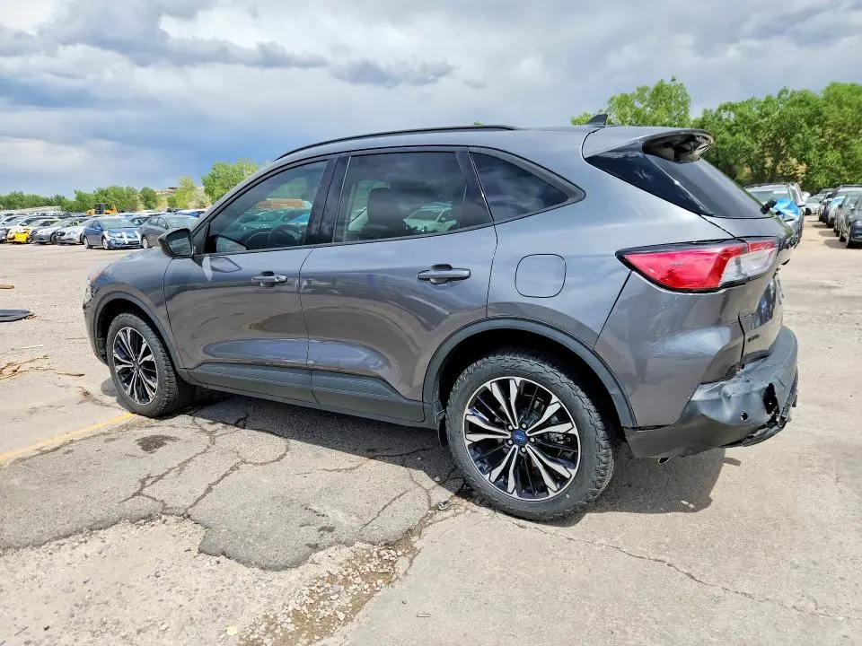 2021 FORD ESCAPE SEL  