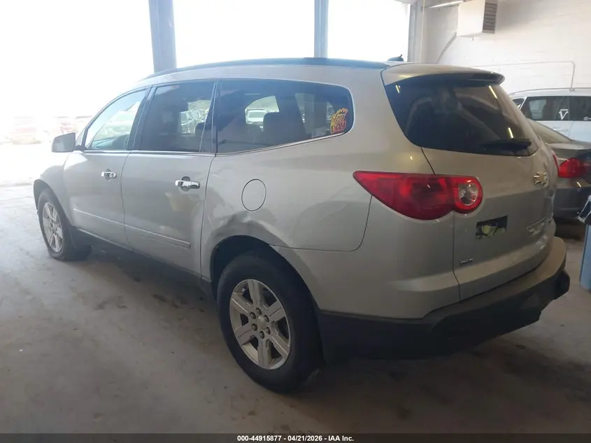 2011 CHEVROLET TRAVERSE 2LT