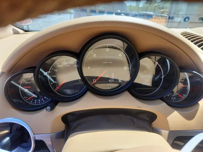 2013 PORSCHE CAYENNE   