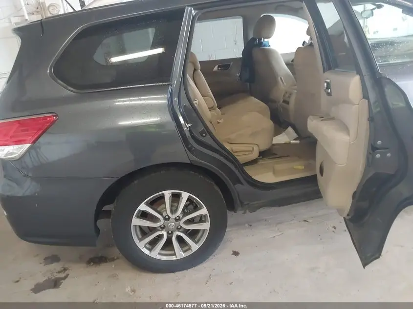 2014 NISSAN PATHFINDER SV