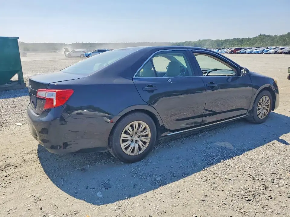 2012 TOYOTA CAMRY LE  