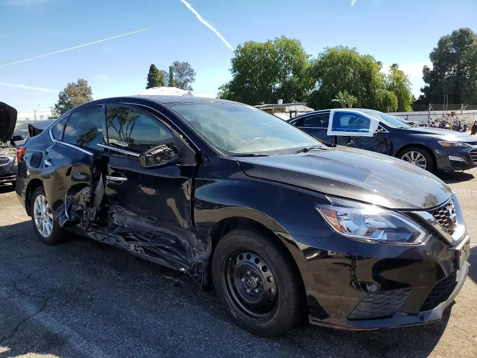 2017 NISSAN SENTRA SV  