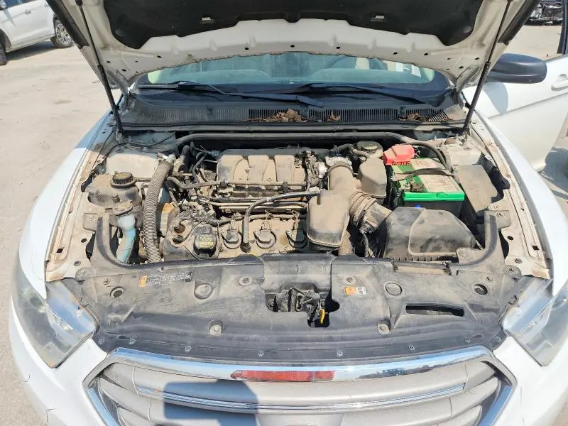 2013 FORD TAURUS SE  