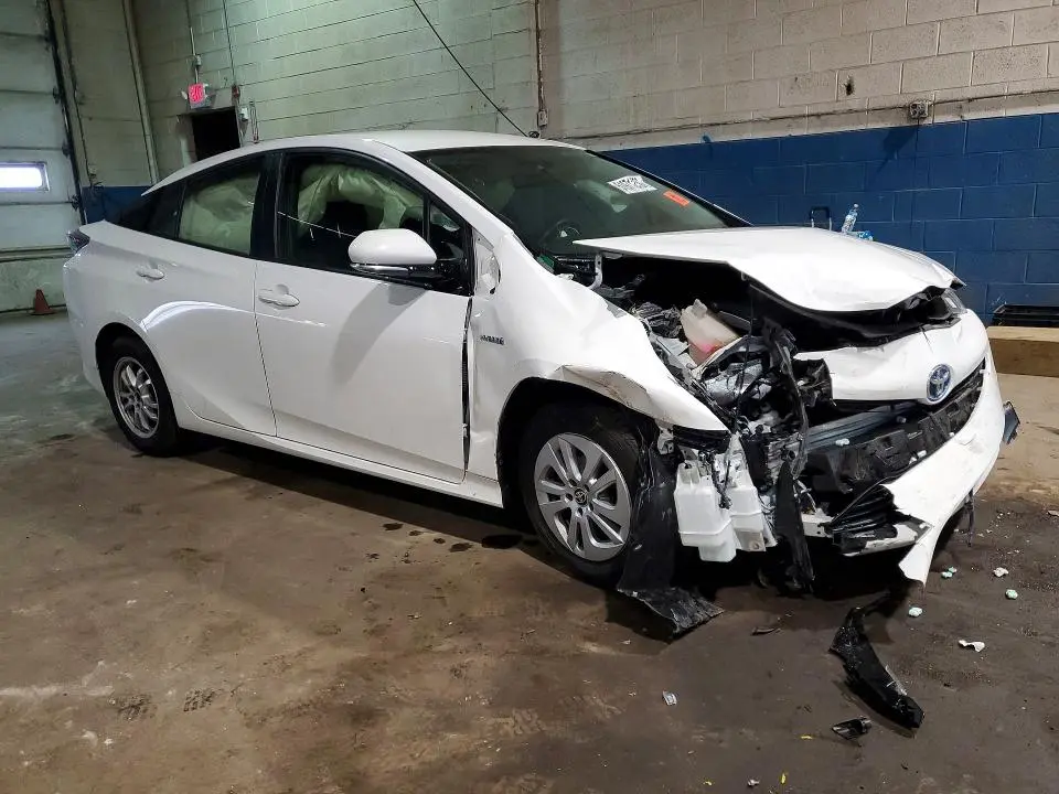 2016 TOYOTA PRIUS TWO  