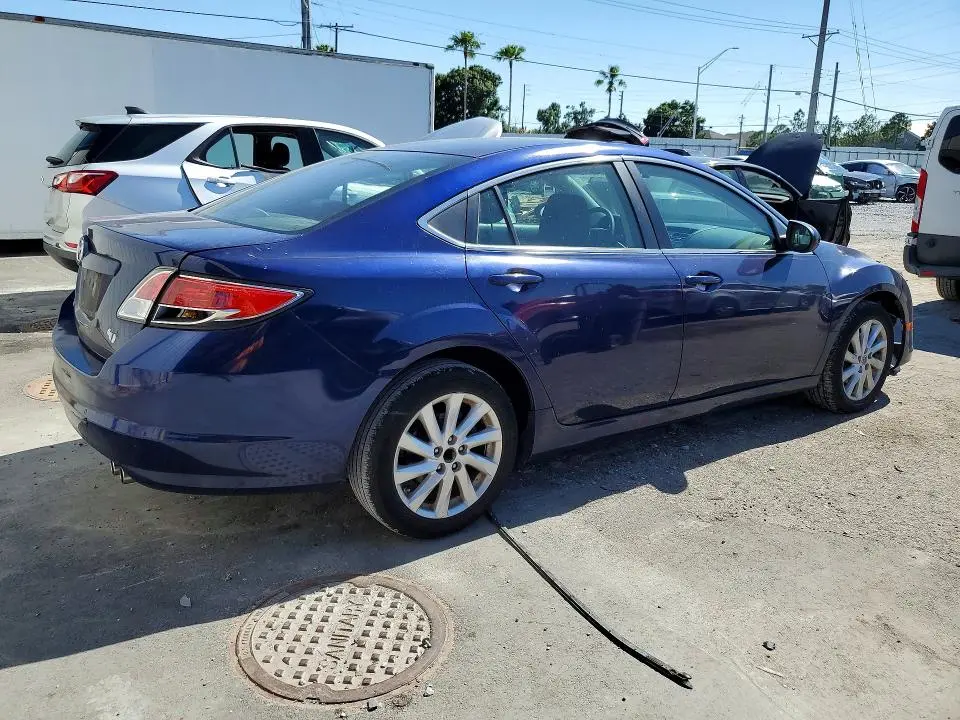 2011 MAZDA 6 I  