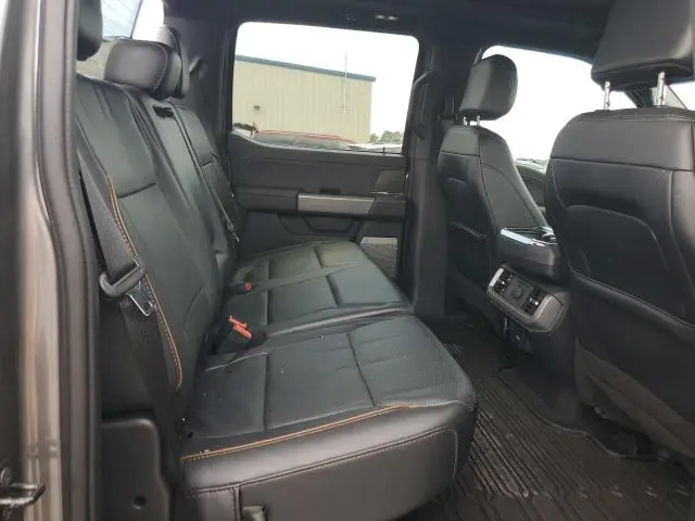 2024 FORD F150 LARIAT  