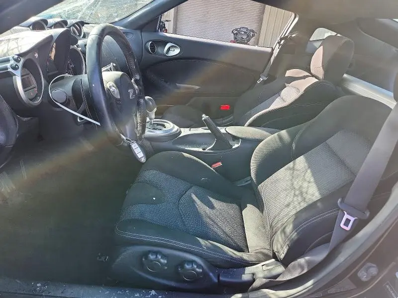 2010 NISSAN 370Z BASE  