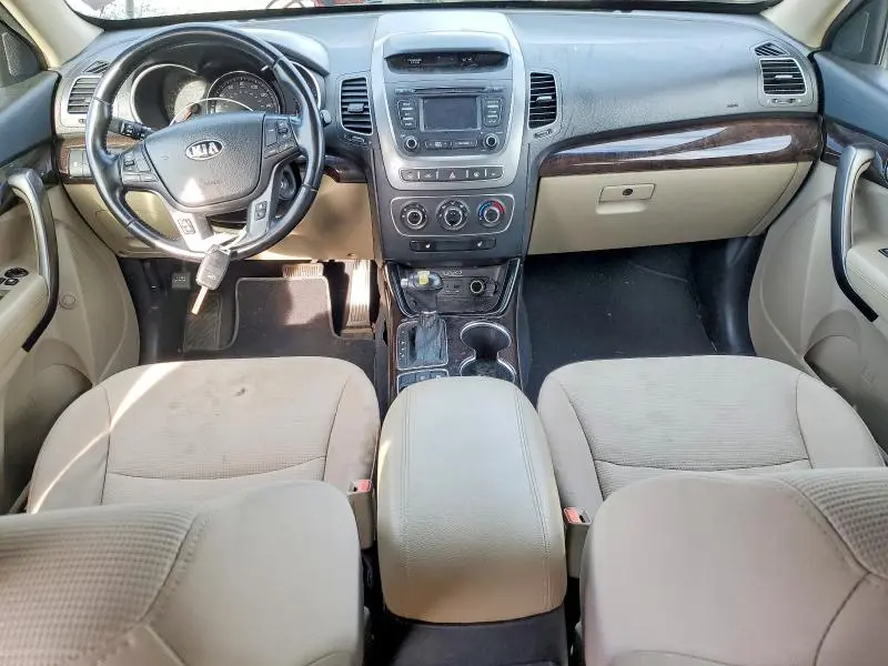 2014 KIA SORENTO LX  