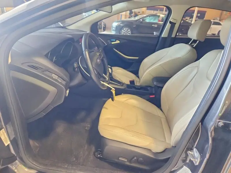 2016 FORD FOCUS TITANIUM  
