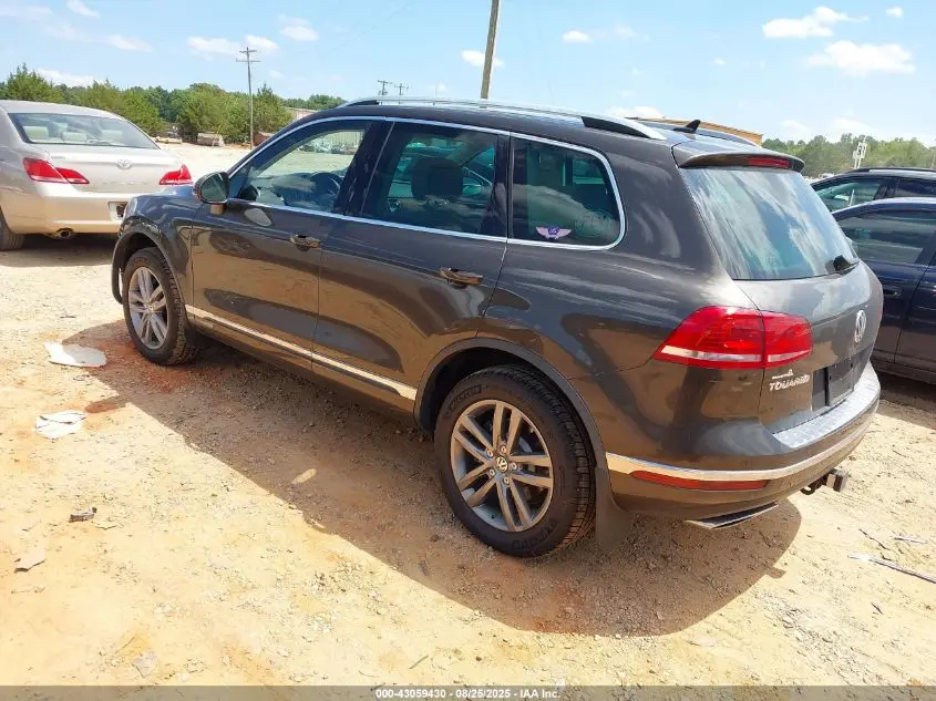 2016 VOLKSWAGEN TOUAREG TDI LUX