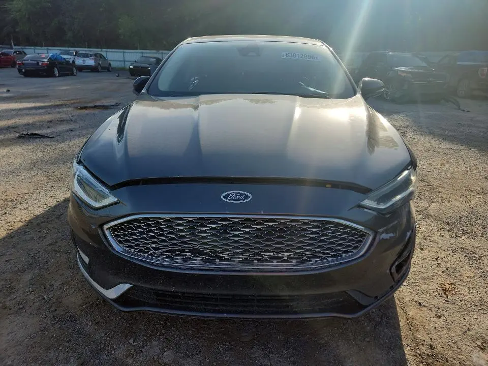2019 FORD FUSION TITANIUM  