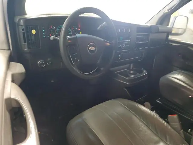 2010 CHEVROLET EXPRESS G2500   