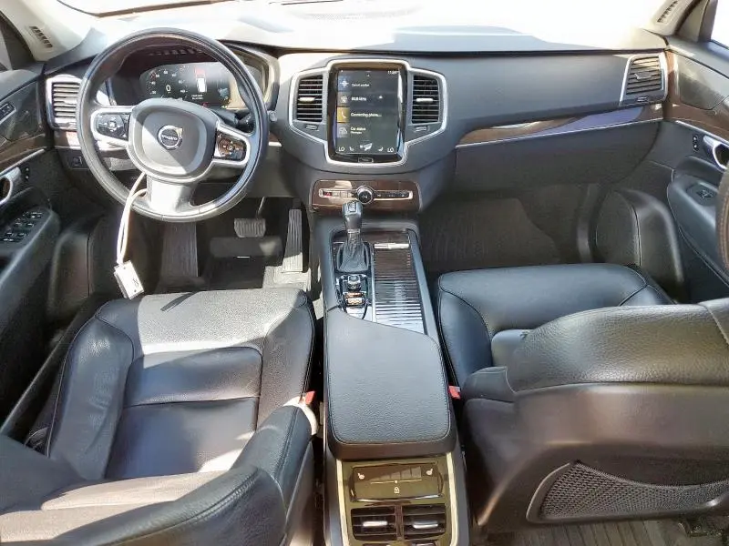 2019 VOLVO XC90 T6 MOMENTUM