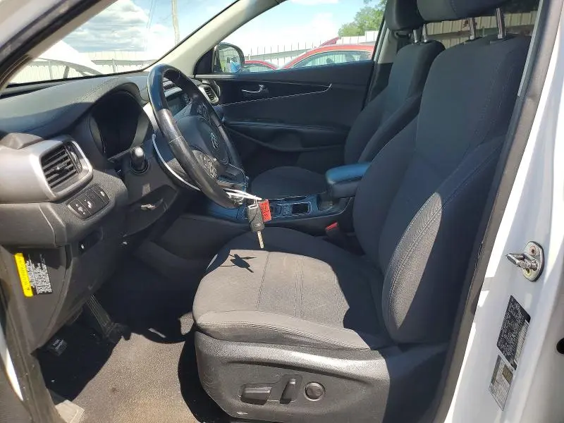 2018 KIA SORENTO LX V6  