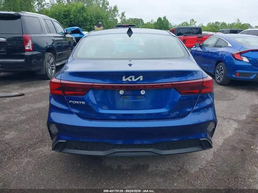 2024 KIA FORTE LXS