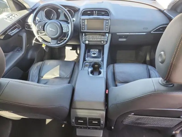 2017 JAGUAR F-PACE PRESTIGE  
