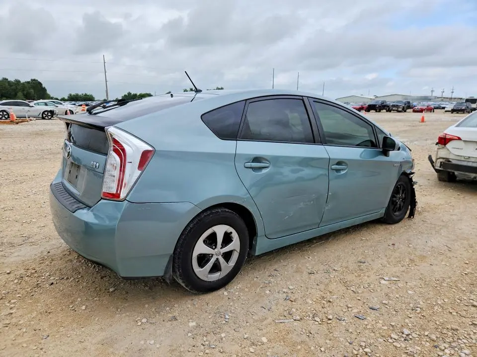 2013 TOYOTA PRIUS TWO  