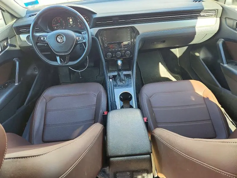 2021 VOLKSWAGEN PASSAT SE  